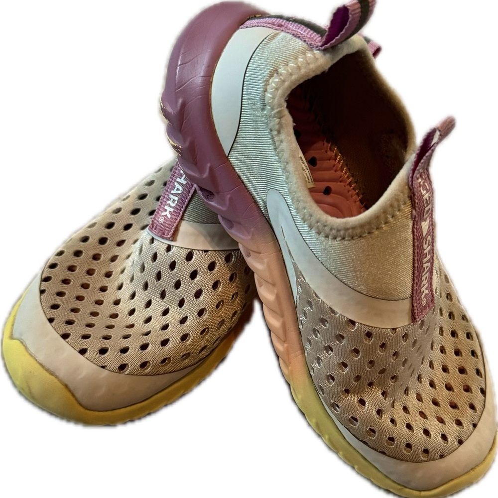 Toddler Size 8 Rugged Shark Water Shoe